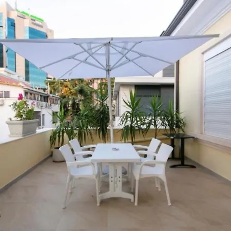 ホテル Ferdinand ティラナ