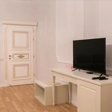 Ferdinand ホテル ティラナ